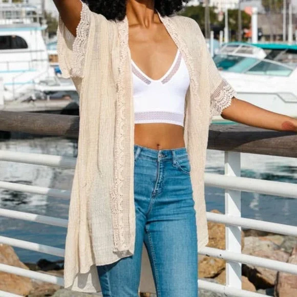 NWOT Cream Boho Lace Trim Kimono - Picture 1 of 3